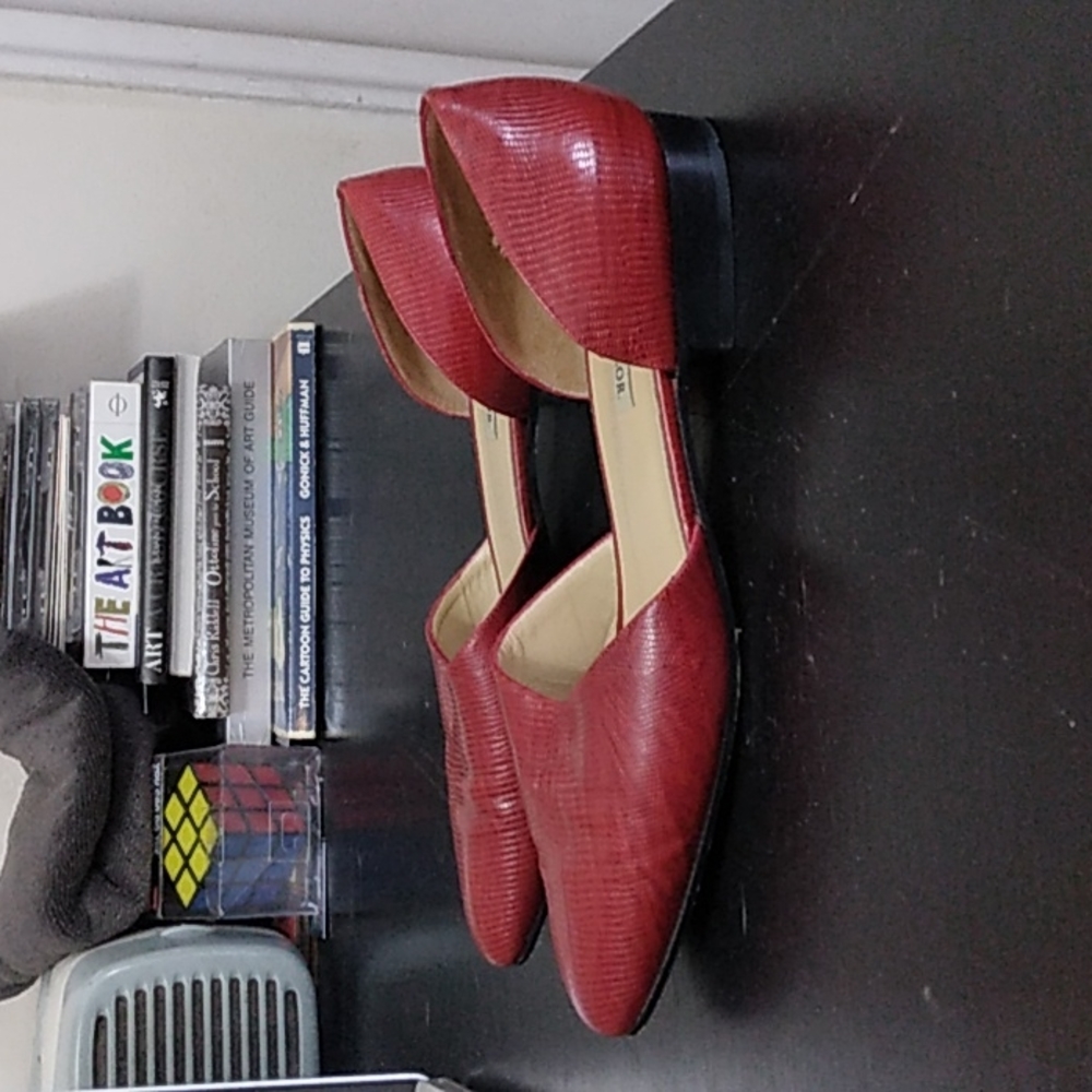 Vintage Ann Taylor Red LeatherFlats Made in Italy Size 8.5M